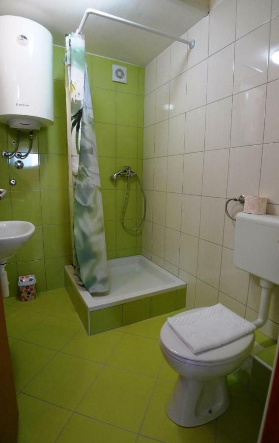 Kuc Kuc Apartmani Karlovac Exterior foto